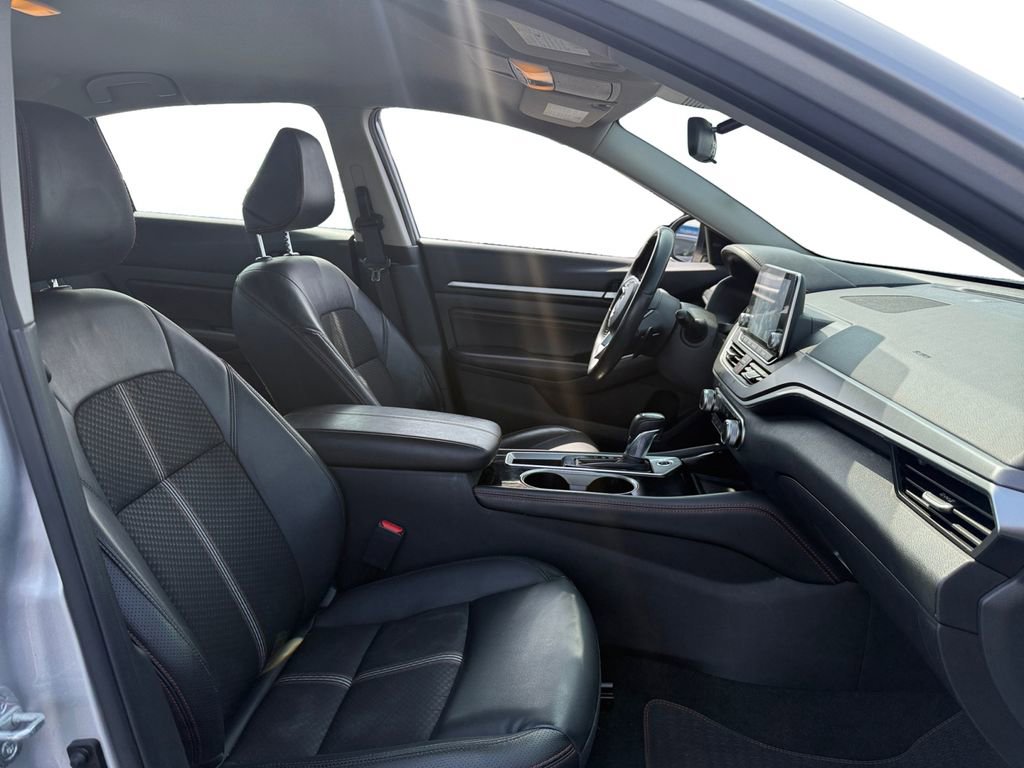 Used 2023 Nissan Altima 2.5 SR image 15