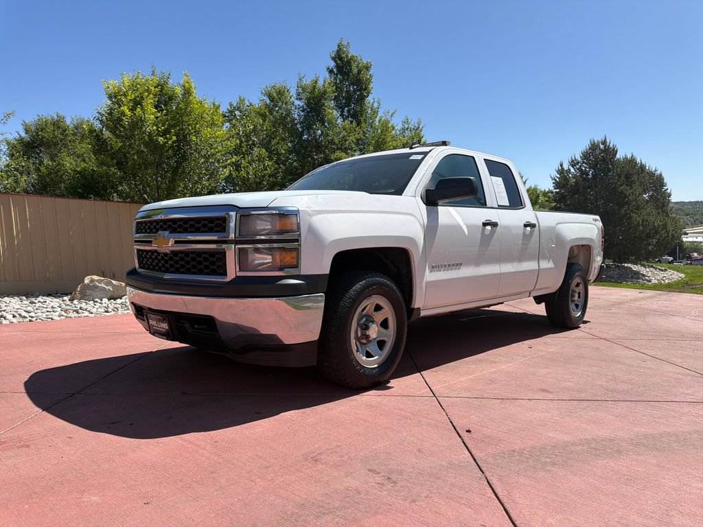Used 2014 Chevrolet Silverado 1500 W/T w/ Trailering Package AWD/4WD image 4