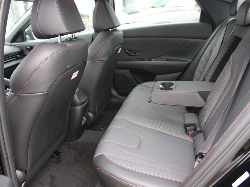 Certified 2025 Hyundai Elantra N Line image 13