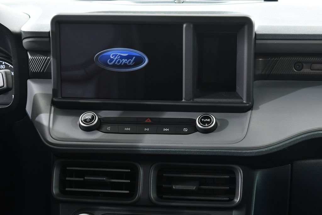 Used 2023 Ford Maverick Lariat w/ Lariat Luxury Package AWD/4WD image 9