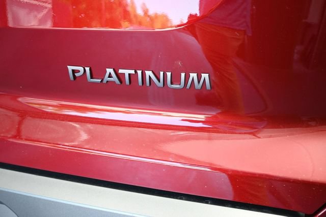 Used 2026 Nissan Pathfinder Platinum FWD image 13