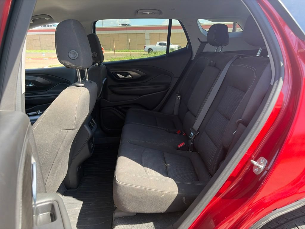 Used 2024 GMC Terrain SLE FWD image 17
