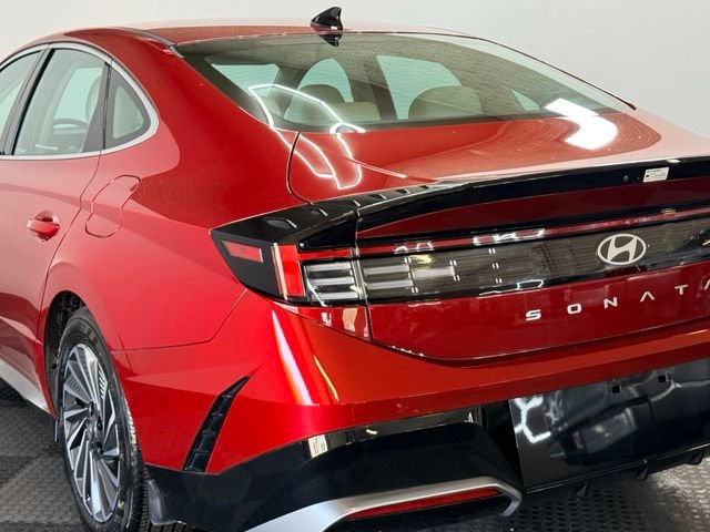 Used 2025 Hyundai Sonata SEL FWD image 9