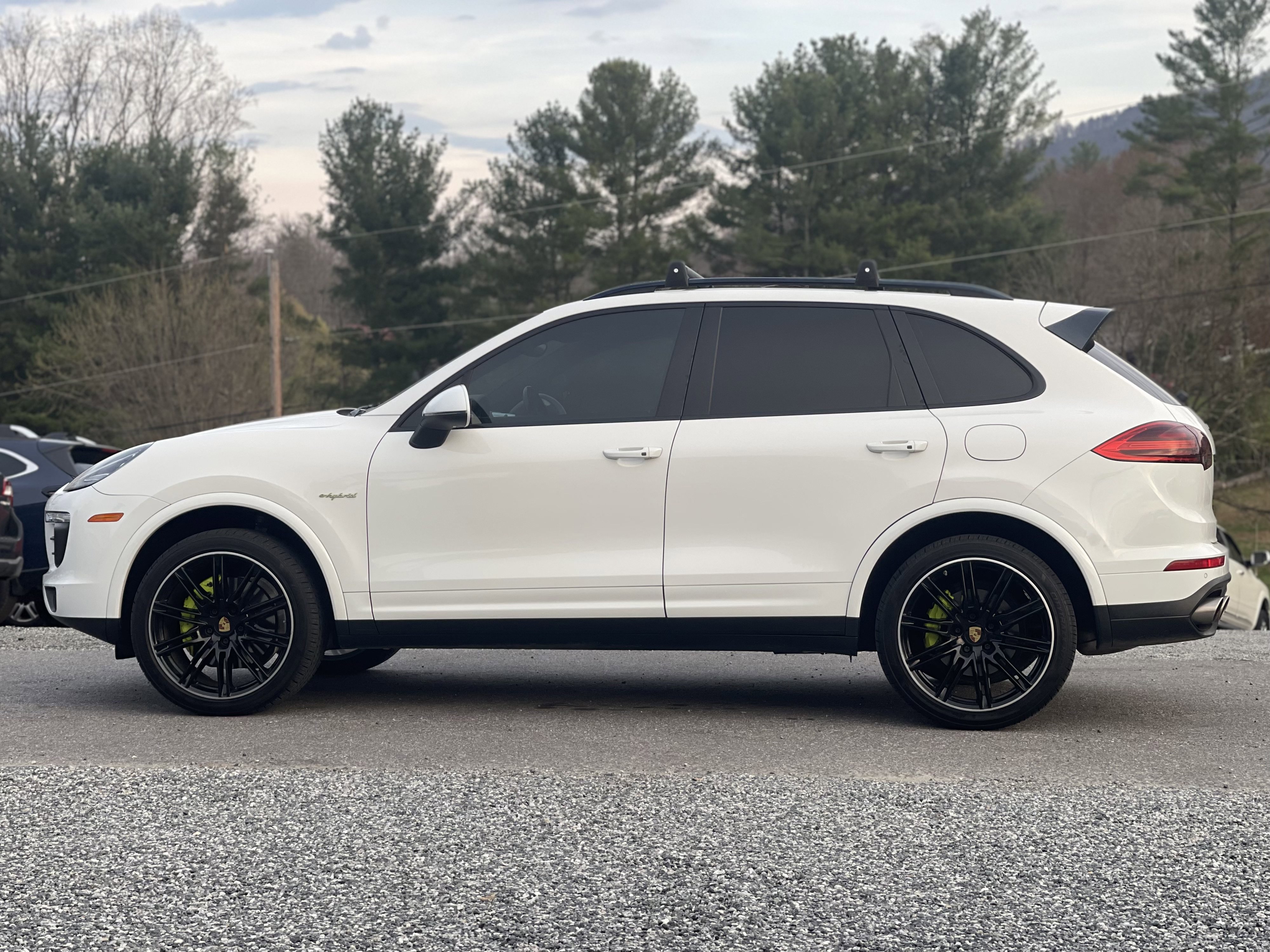 Used 2018 Porsche Cayenne S Platinum image 7