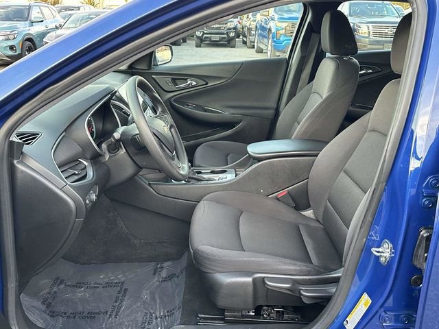 Used 2023 Chevrolet Malibu LS image 18