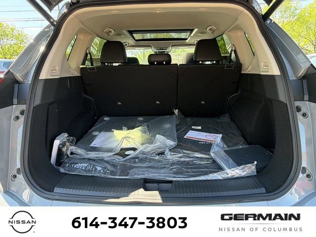 New 2026 Nissan Rogue Dark Armor AWD/4WD image 15