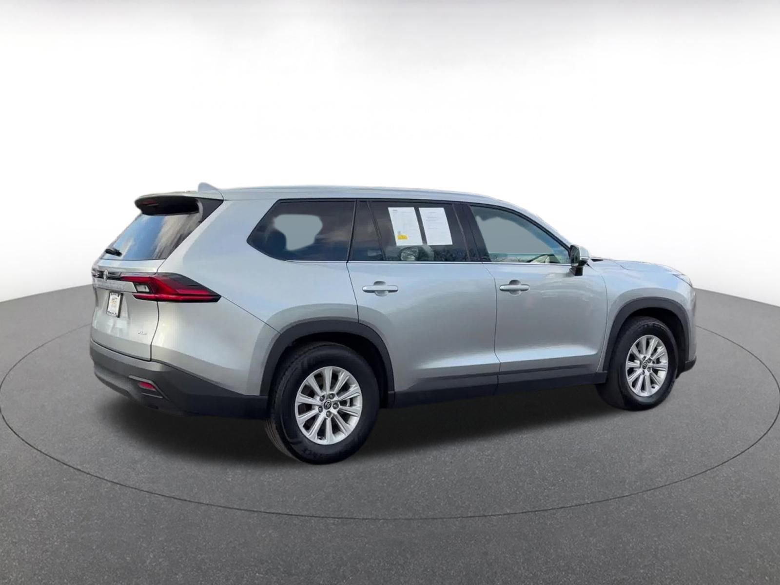 Used 2025 Toyota Grand Highlander FWD image 15