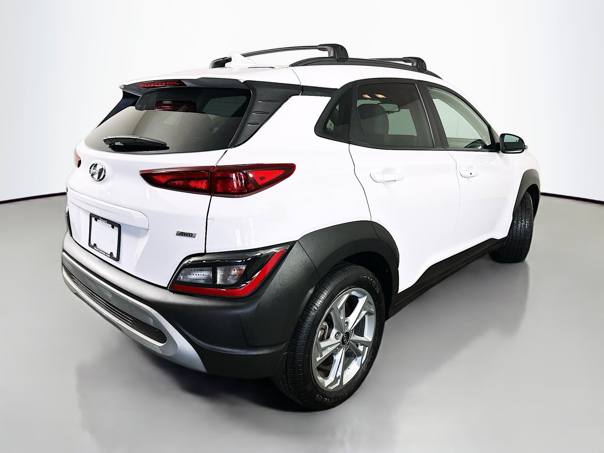 Certified 2023 Hyundai Kona SEL AWD/4WD image 7