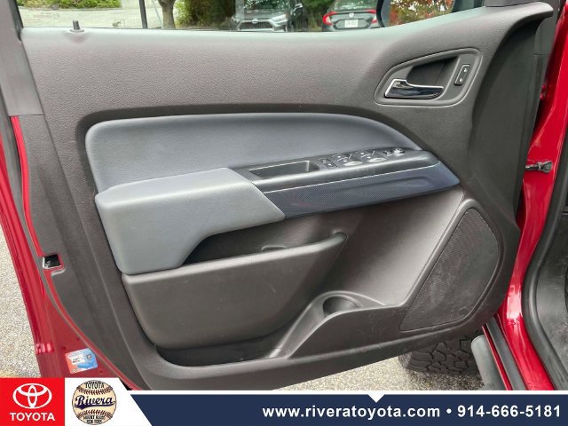 Used 2018 Chevrolet Colorado Z71 AWD/4WD image 17
