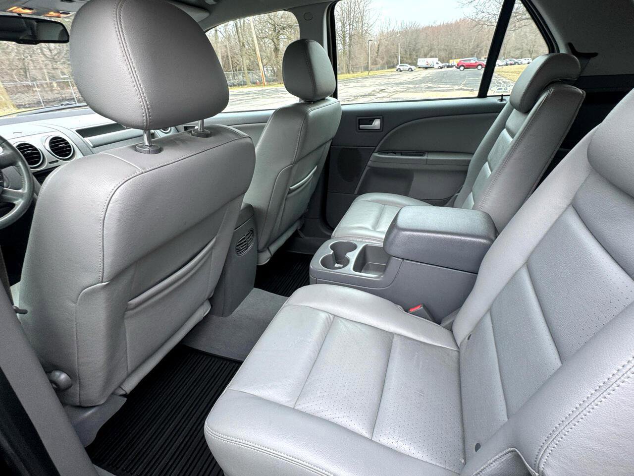 Used 2006 Ford Freestyle SEL image 35