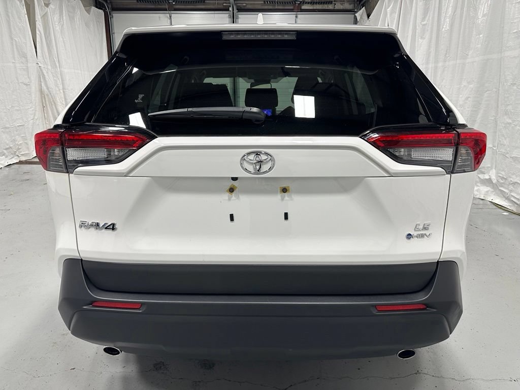 Used 2025 Toyota RAV4 LE AWD/4WD image 6