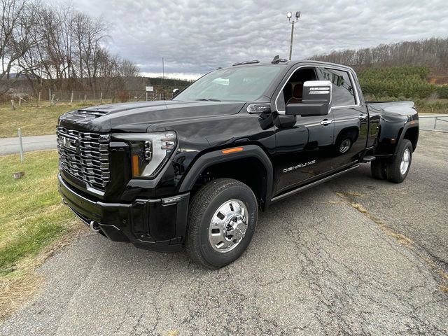 New 2026 GMC Sierra 3500 Denali Ultimate image 3