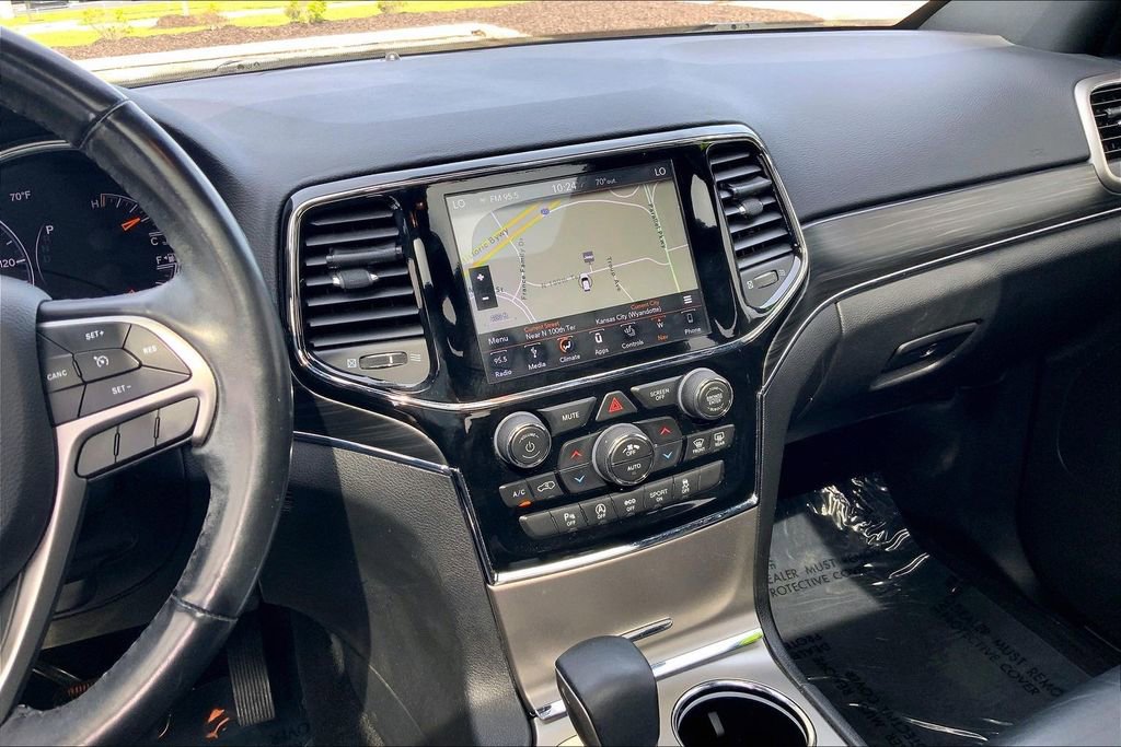 Used 2019 Jeep Grand Cherokee Limited AWD/4WD image 6