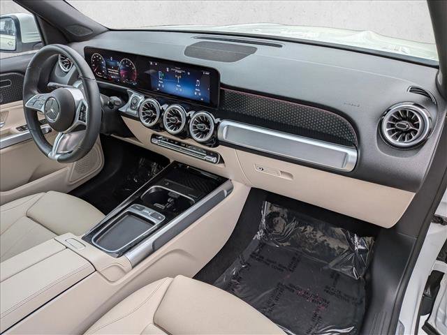 Certified 2025 Mercedes-Benz GLB 250 image 21