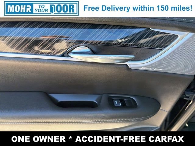 Used 2025 Cadillac XT6 Premium Luxury image 29