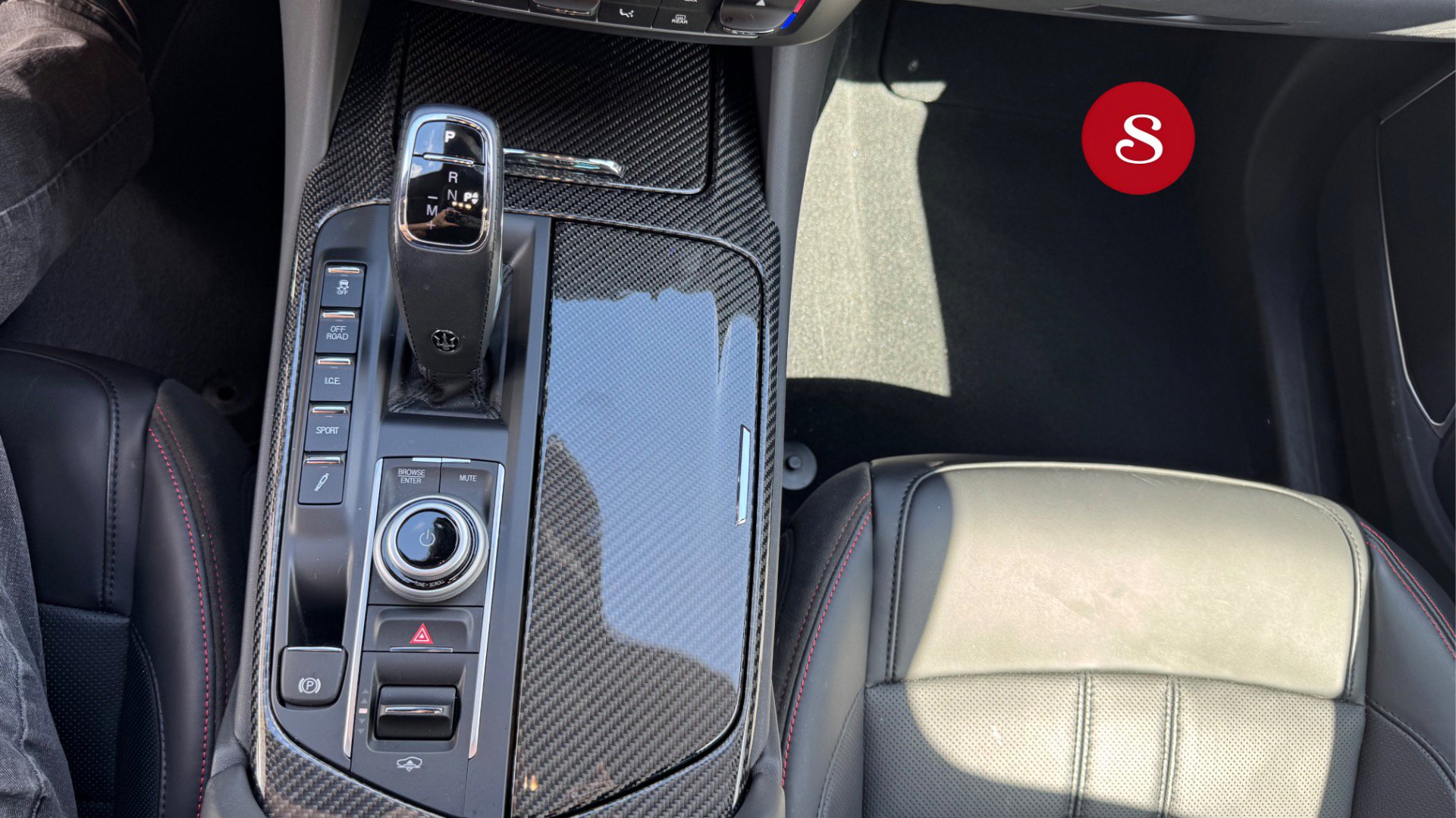 Used 2024 Maserati Levante Modena Ultima AWD/4WD image 17