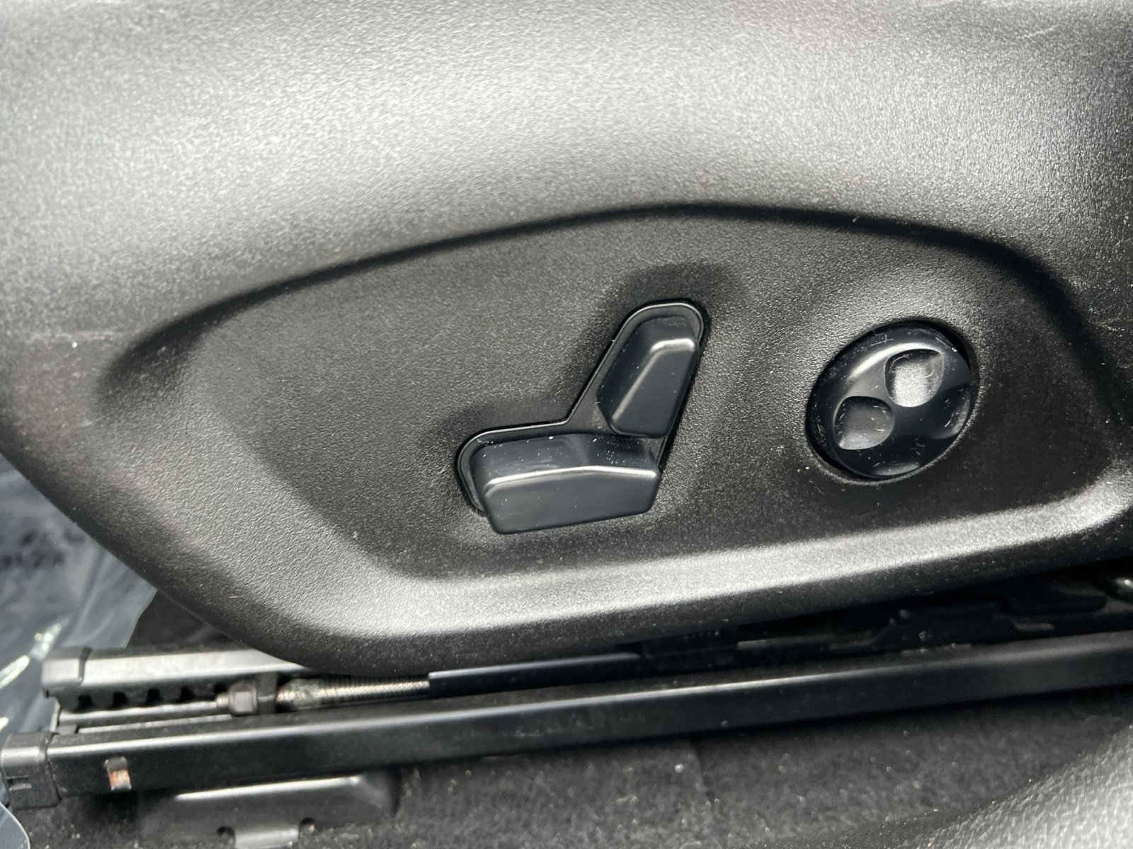 Used 2017 Jeep Renegade Latitude image 12