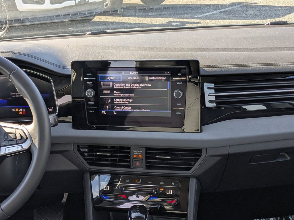 Used 2026 Volkswagen Jetta SE FWD image 15