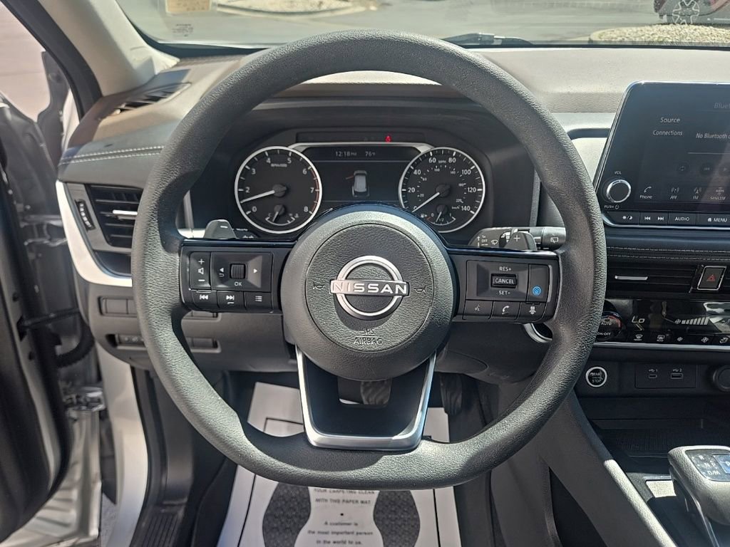 Used 2022 Nissan Rogue SV AWD/4WD image 19