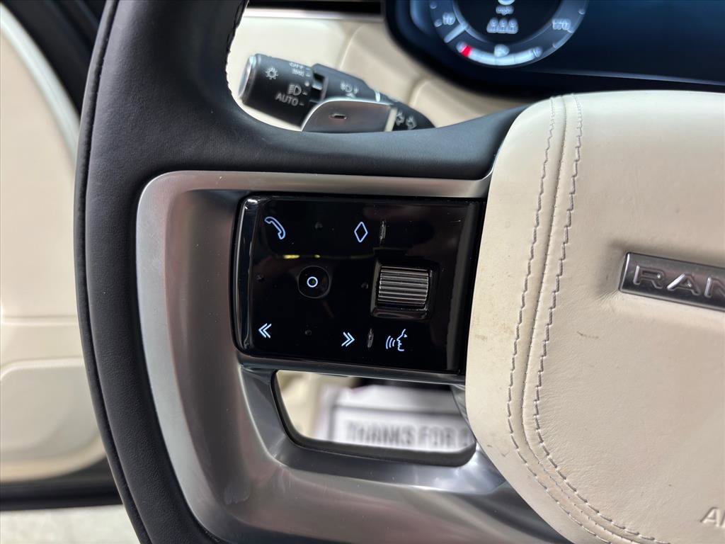 Used 2023 Land Rover Range Rover SE image 21