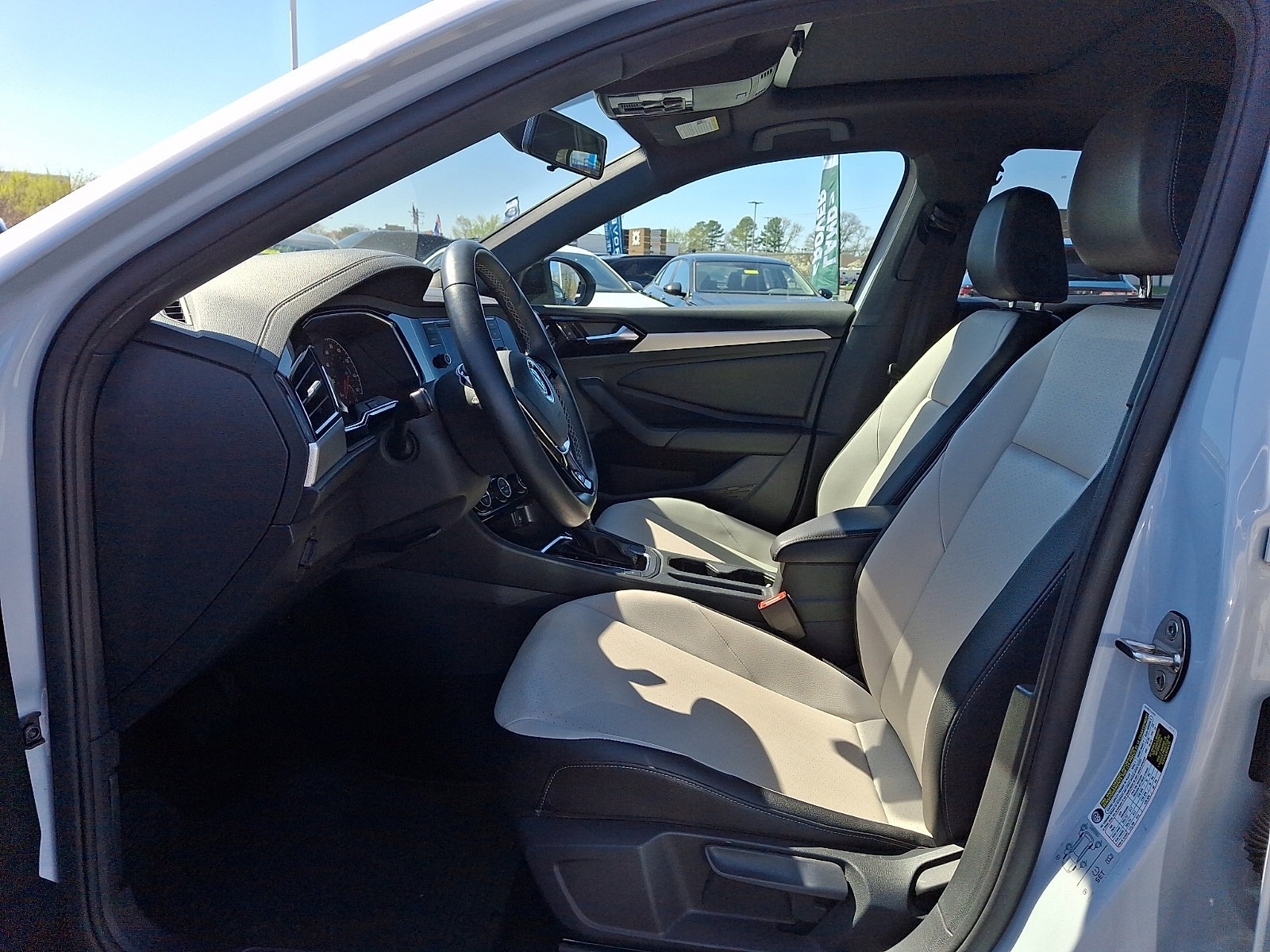 Used 2019 Volkswagen Jetta R-Line image 13