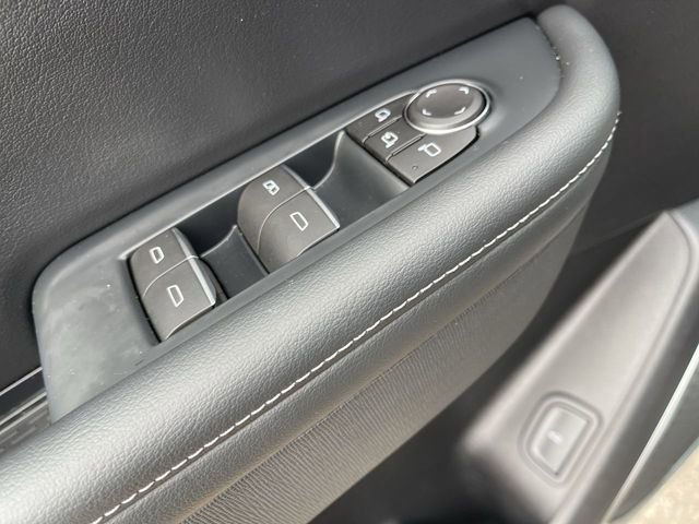 Used 2025 Buick Enclave Sport Touring image 13