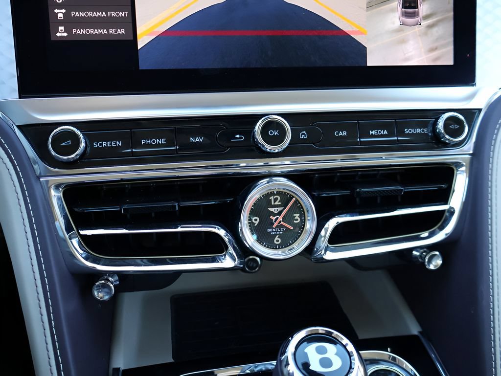 Used 2023 Bentley Flying Spur Azure AWD/4WD image 30