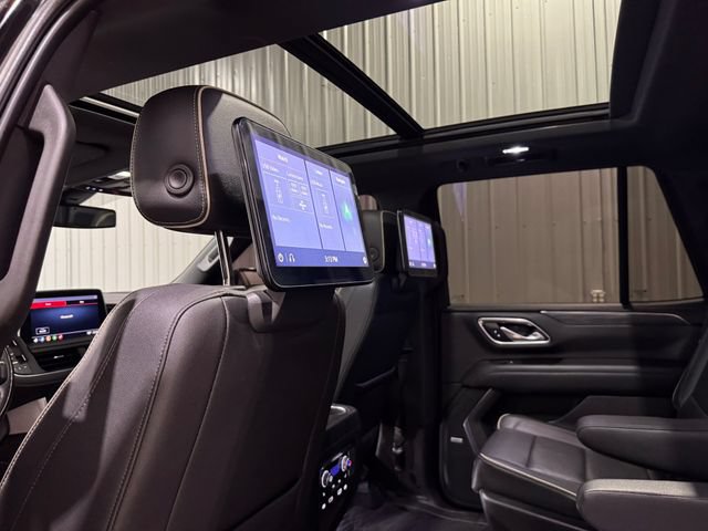 Used 2021 GMC Yukon SLT w/ SLT Premium Package AWD/4WD image 21