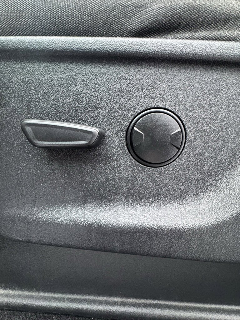 Used 2023 Ford F150 XLT image 27