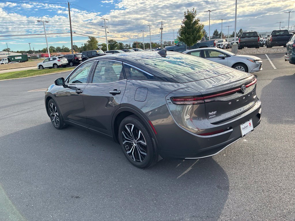 Certified 2023 Toyota Crown AWD/4WD image 13
