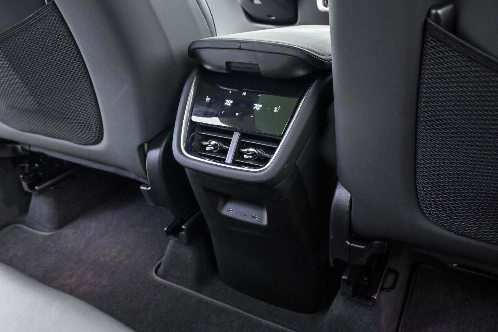 Certified 2026 Volvo EX90 Ultra AWD/4WD image 20