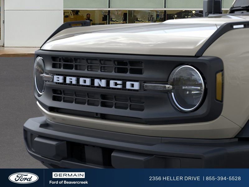 New 2025 Ford Bronco 4-Door image 19