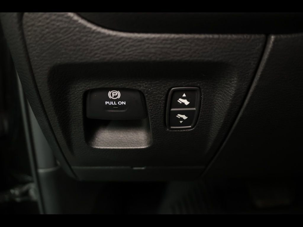 Used 2024 RAM 1500 Big Horn image 27