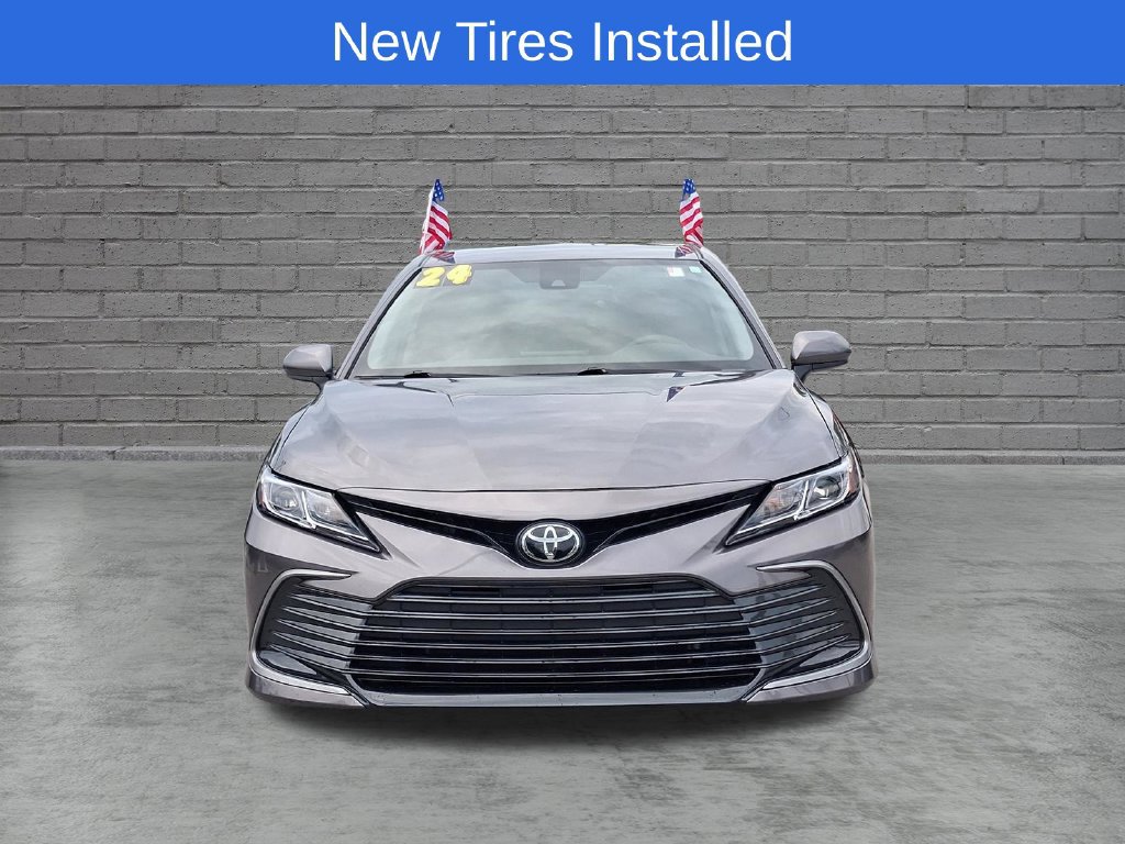 Used 2024 Toyota Camry LE FWD image 2