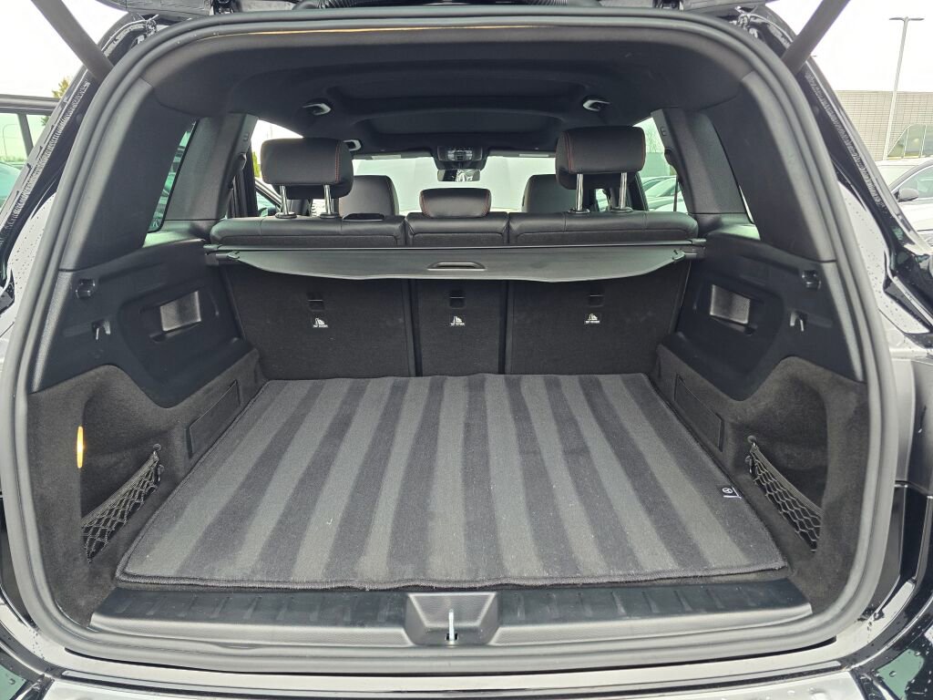 Used 2022 Mercedes-Benz GLB 35 AMG 4MATIC image 11