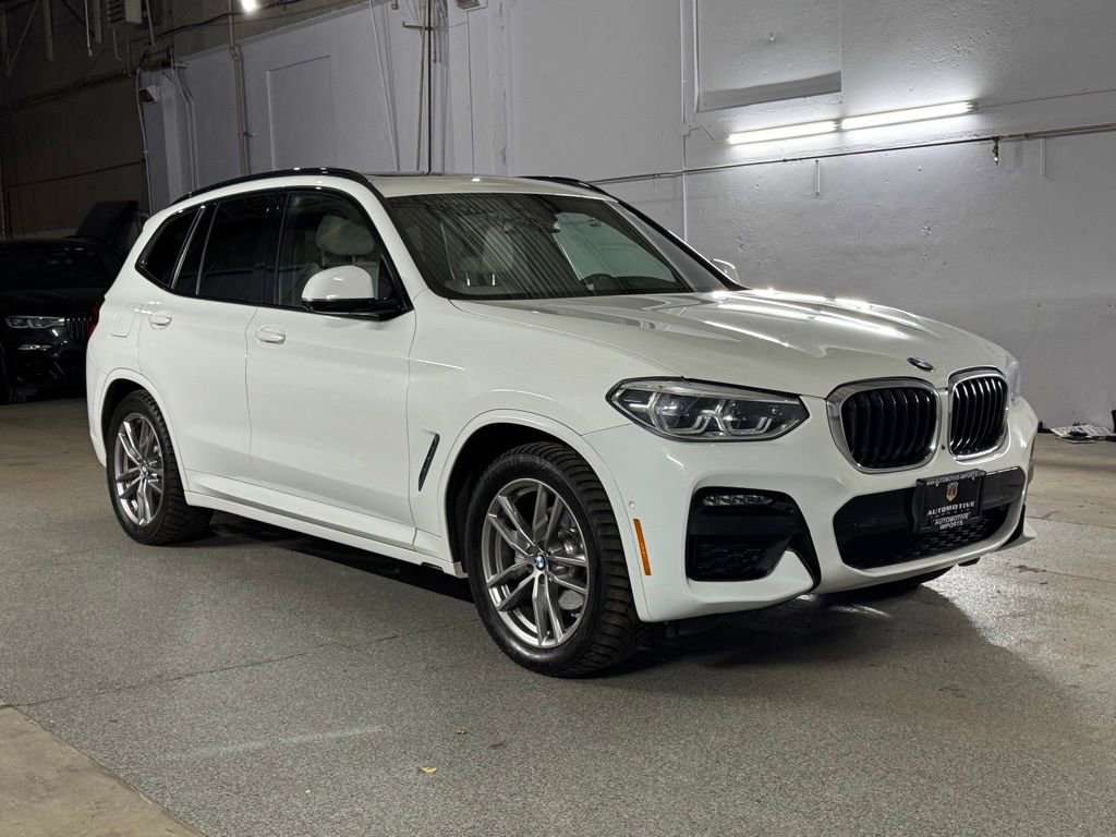 Used 2021 BMW X3 xDrive30e w/ Executive Package image 3