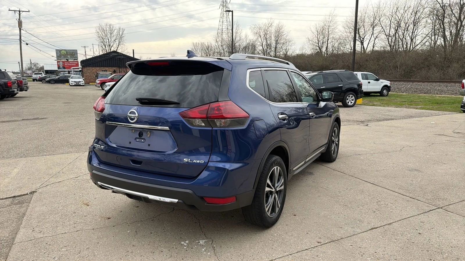 Used 2018 Nissan Rogue SL image 5