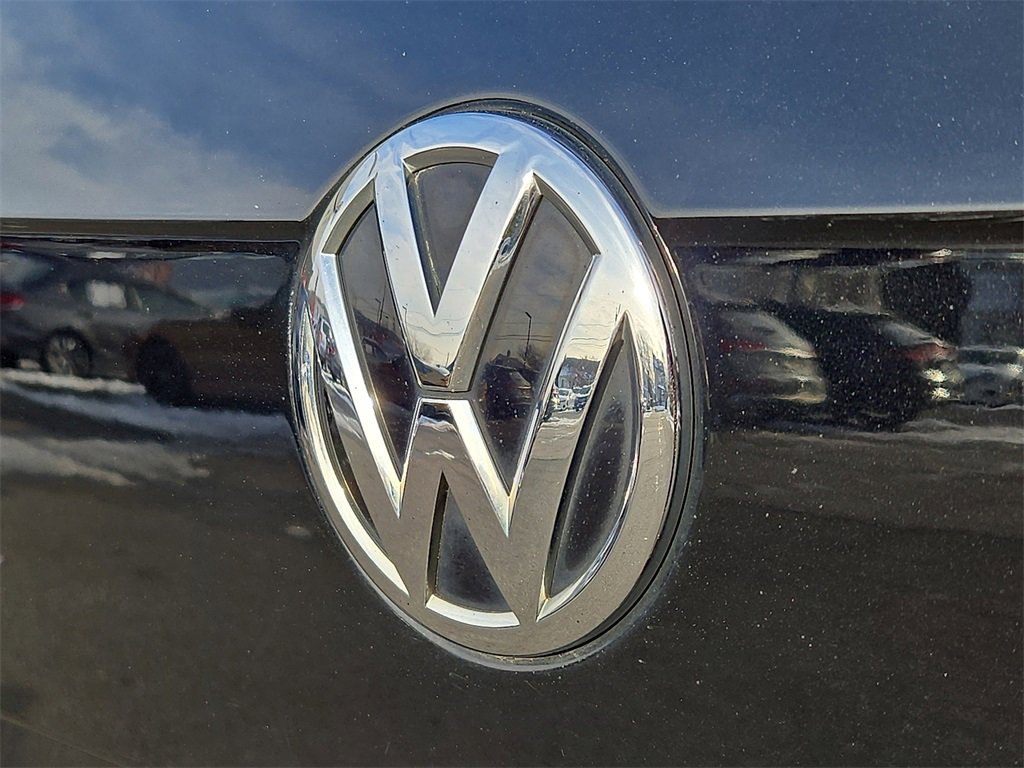 Used 2018 Volkswagen Tiguan SEL image 28