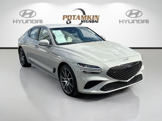 Used 2026 Genesis G70 2.5T image 3