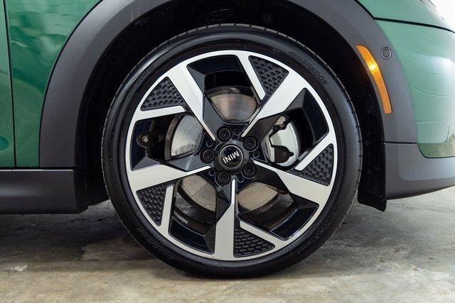 Used 2025 MINI Cooper S image 29