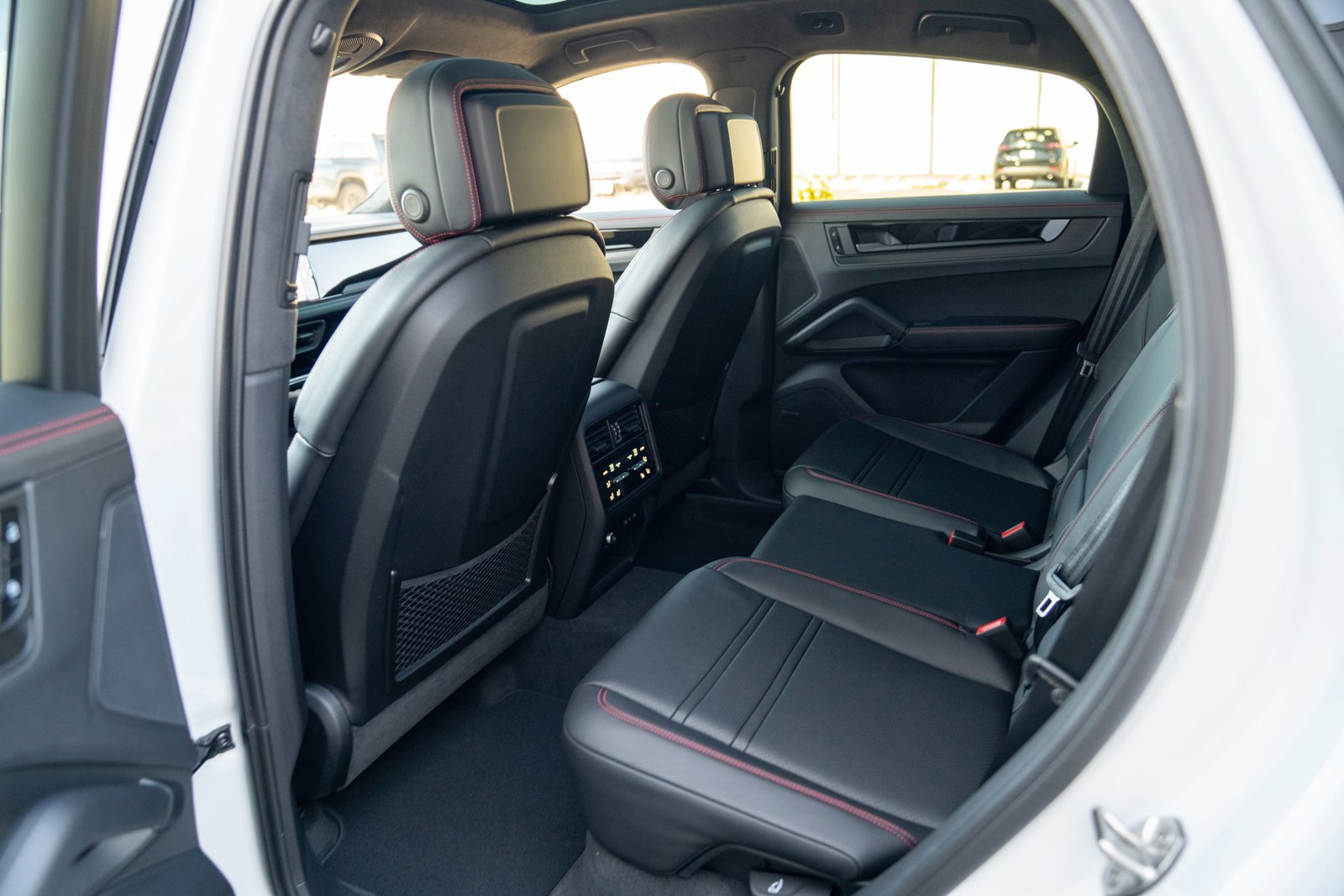 New 2026 Porsche Cayenne GTS AWD/4WD image 22