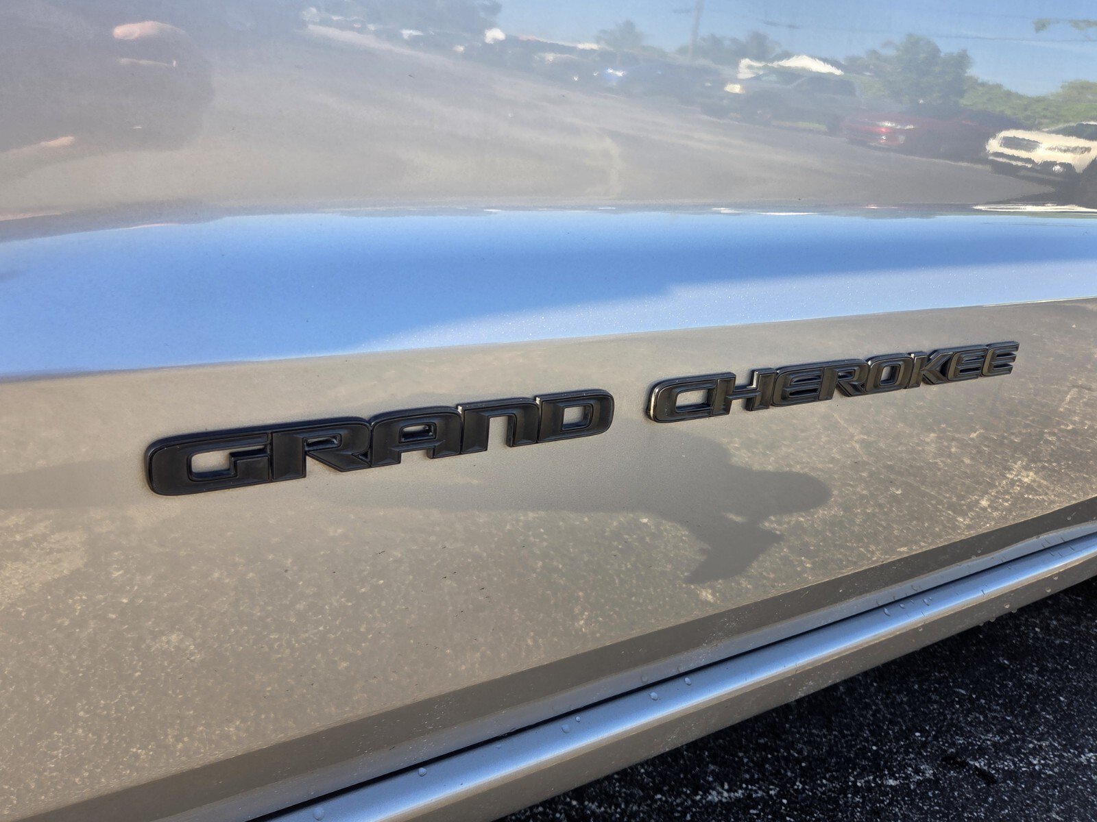 Used 2021 Jeep Grand Cherokee Laredo X RWD image 18