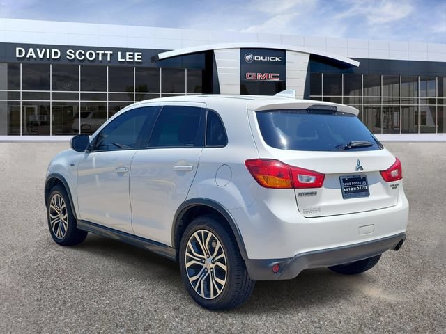Used 2017 Mitsubishi Outlander Sport LE FWD image 3