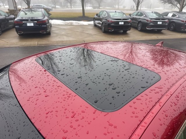 Used 2022 Lexus ES 300h w/ Luxury Package image 10