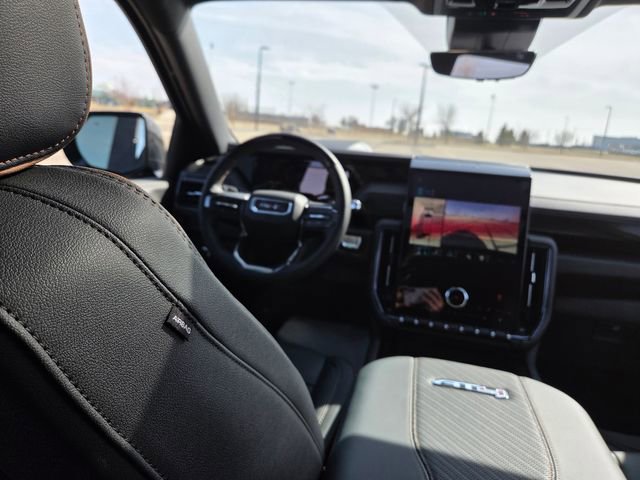 New 2026 GMC Yukon XL AT4 w/ AT4 Premium Plus Package AWD/4WD image 56