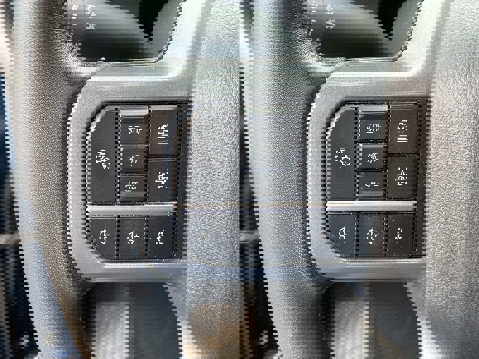 Used 2024 Ford F250 Lariat w/ Lariat Ultimate Package image 19