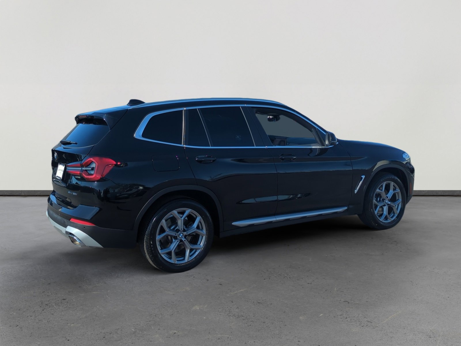 Used 2024 BMW X3 sDrive30i w/ Convenience Package image 5