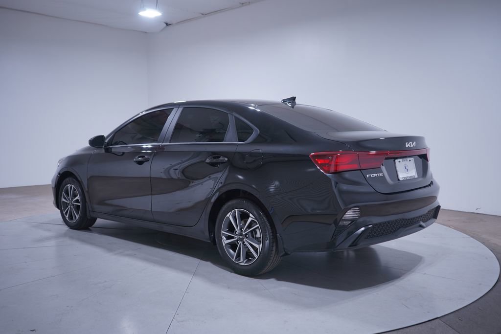 Used 2024 Kia Forte LXS image 3