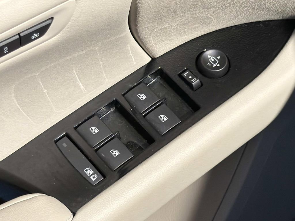 Used 2016 Cadillac XTS Luxury image 19