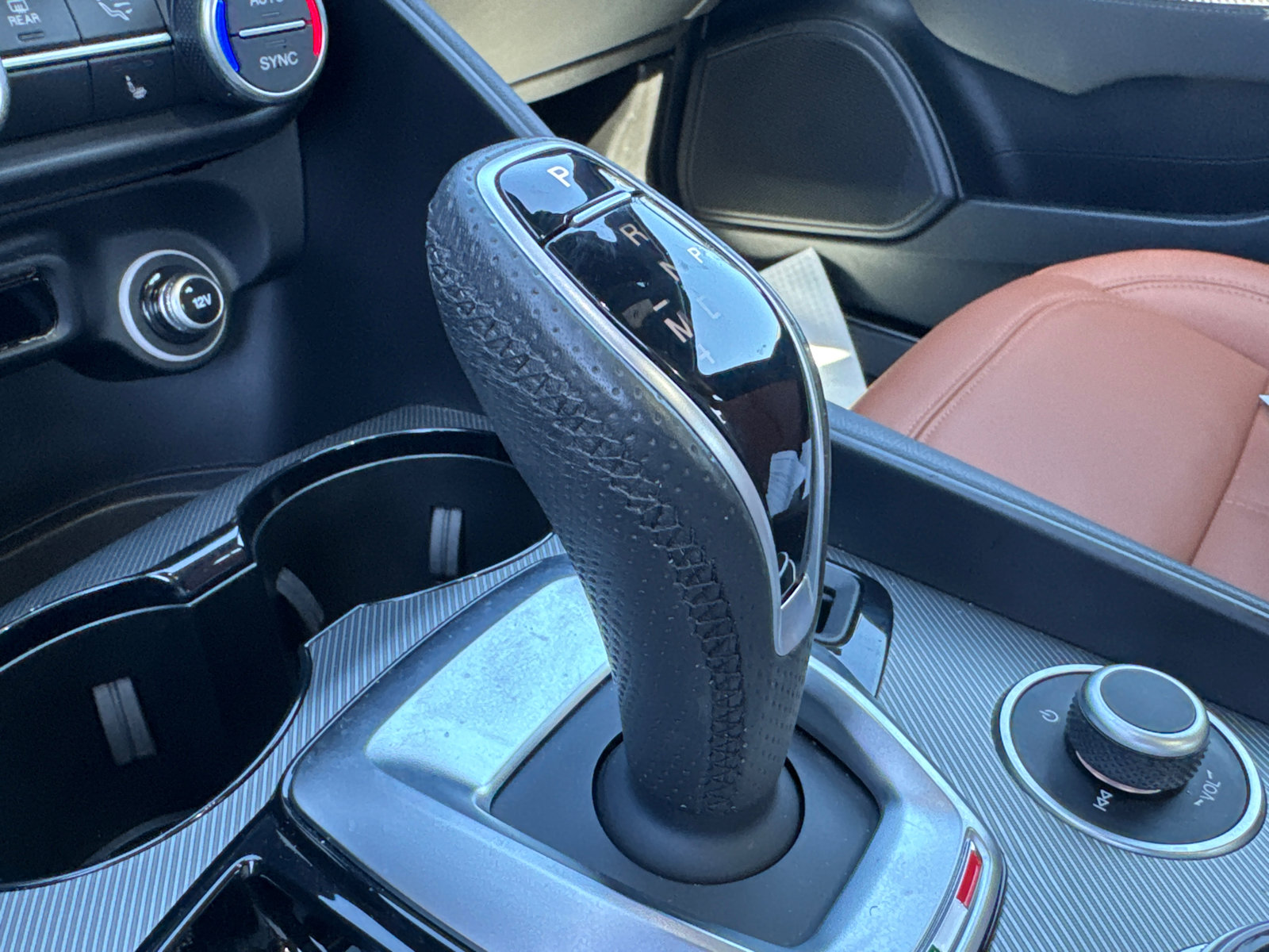 Used 2024 Alfa Romeo Giulia Ti image 25